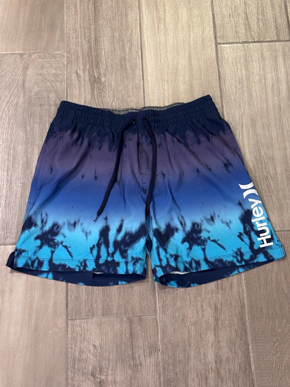 Hurley Men’s Blue Ombre Tie-Dye Volley Swim Trunks Size M